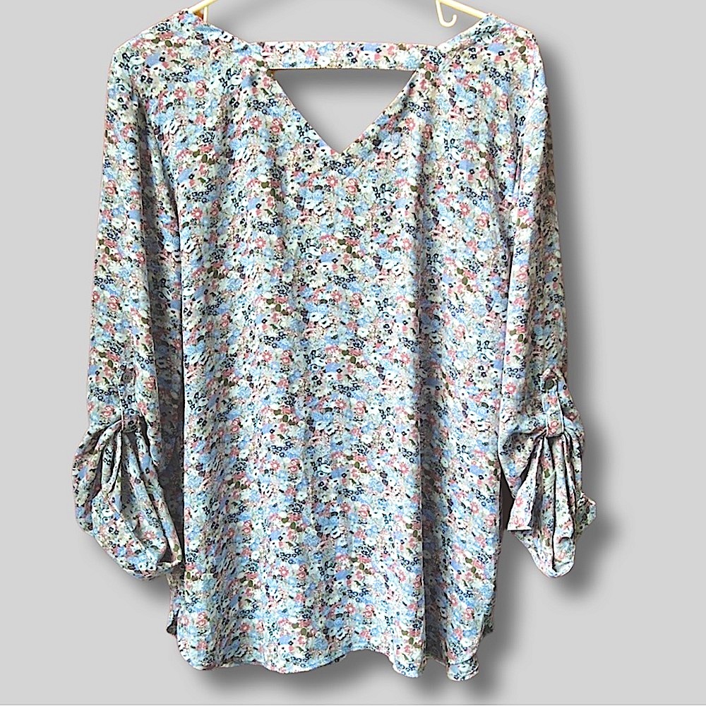 Loft versatile sleeve lightweight blouse